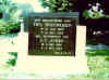 Graf_Ties_Knooihuizen_en_Diederika_Johanna_Jonker_te_Appingedam.jpg (23943 bytes)